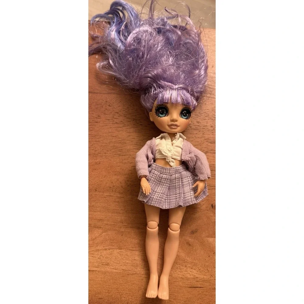 MGA Entertainment Amaya Raine‎ Rainbow Fashion Doll